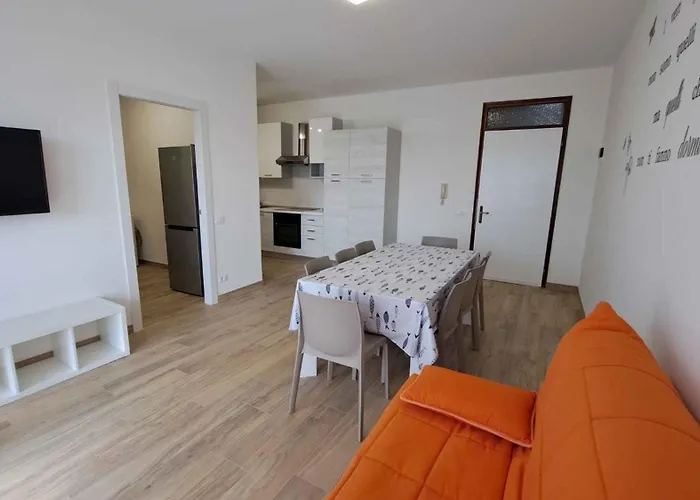 In 24425 * 比比翁